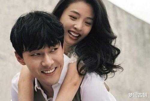 娱乐圈吃瓜真情侣,甜蜜互动背后的秘密恋情 第2张 娱乐圈吃瓜真情侣,甜蜜互动背后的秘密恋情 第2张