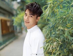 娱乐圈吃瓜真情侣,甜蜜互动背后的秘密恋情 第3张 娱乐圈吃瓜真情侣,甜蜜互动背后的秘密恋情 第3张