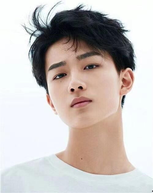 娱乐吃瓜李宏毅视频,娱乐圈幕后趣事大揭秘  第2张