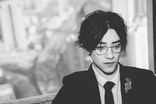 郑云龙爆料星娱乐,揭秘明星幕后真相