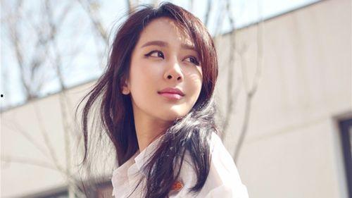 杨紫最新爆料小说推荐,揭秘小说世界，跟随杨紫探寻未知故事