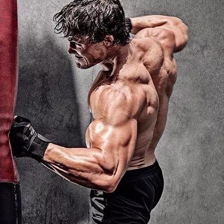 男模健身教练爆料视频,男模健身秘诀大公开！  第3张