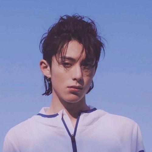 圈内八卦爆料王鹤棣视频,娱乐圈再掀波澜