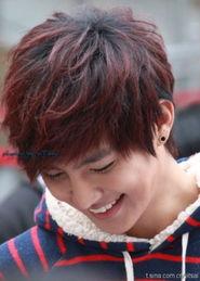 韩国娱乐圈爆料尼坤,尼坤爆料内幕，揭开娱乐圈神秘面纱