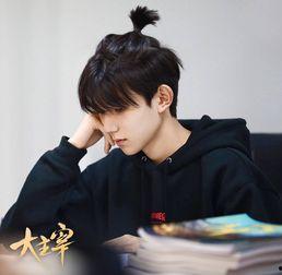 王源爆料赵奕钦视频,赵奕钦幕后故事大曝光！  第2张