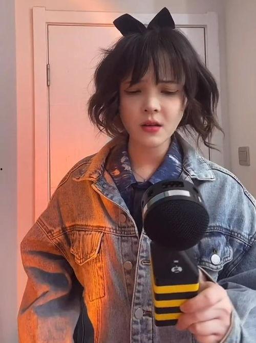 某音网红吃瓜视频,娱乐圈幕后真相大曝光! 第3张 某音网红吃瓜视频,娱乐圈幕后真相大曝光! 第3张