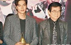 黄百鸣最新爆料,揭秘娱乐圈不为人知的幕后故事